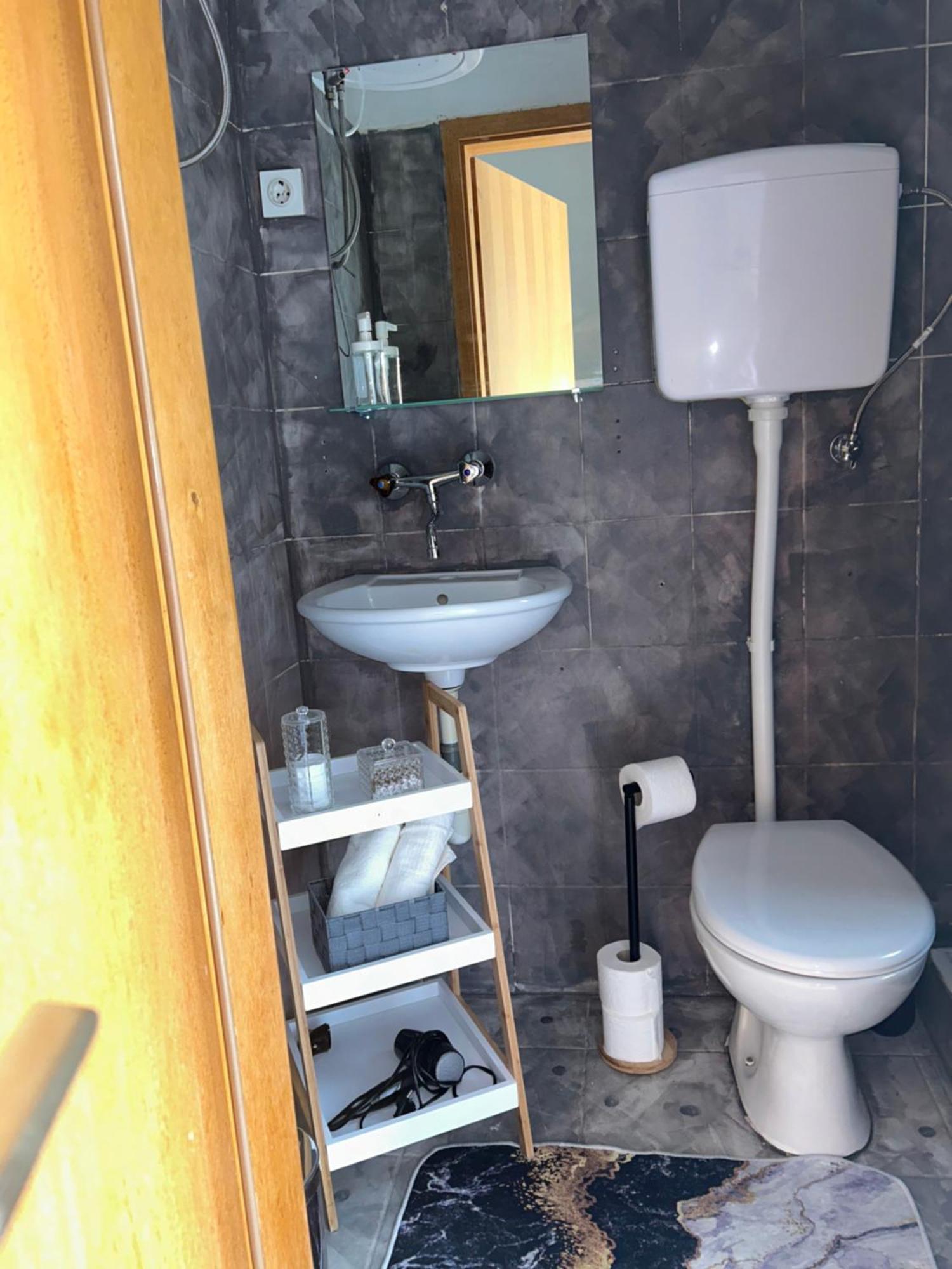 Soba Za Odmor P&E Kaštel Štafilić Exterior foto